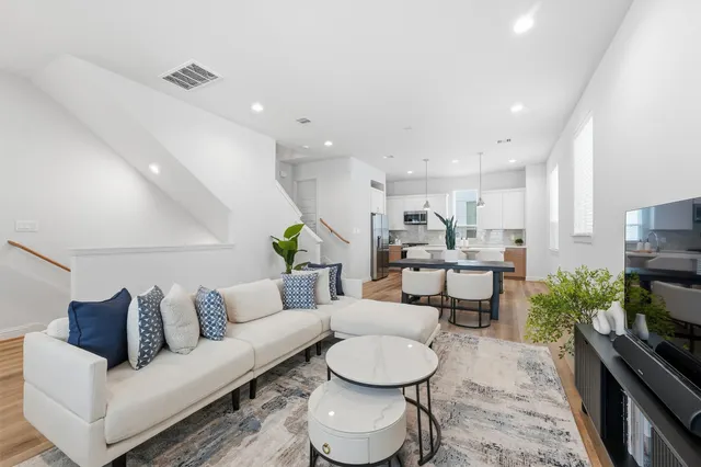 Cheap Hardy Skyline Real Estate