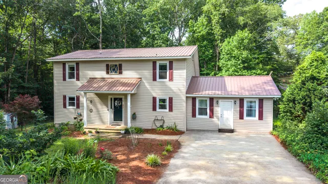 Cheap Burnt Hickory Real Estate