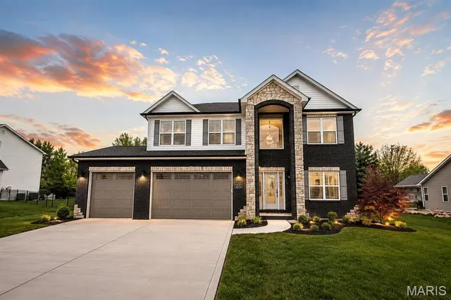 Popular The Summit of Shiloh Real Estate