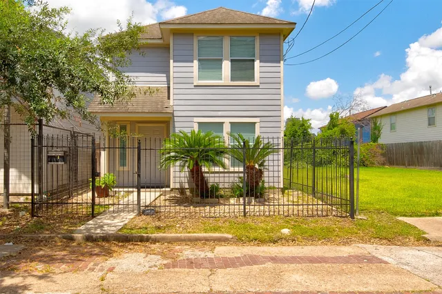 Popular Fourth Ward Place Real Estate