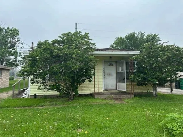 Cheap J De J Valderas Real Estate