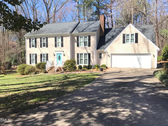 Expensive Farmington Woods Real Estate