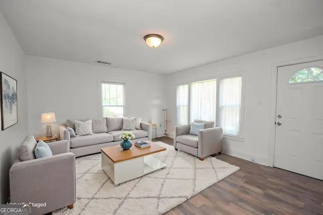 Cheap Moreland Real Estate