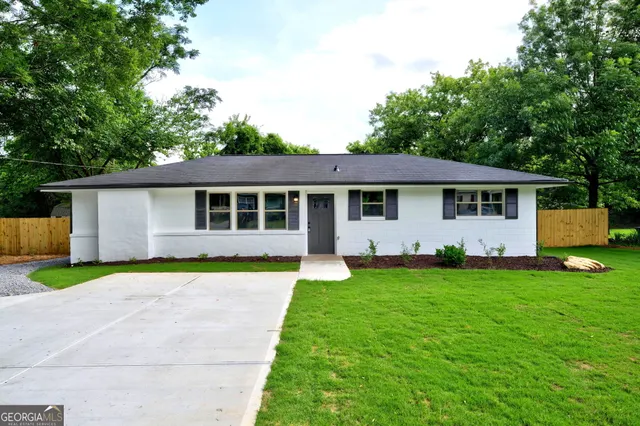 Popular East Meadow Real Estate