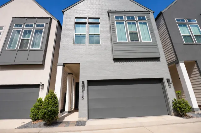 Popular Retreat on Yale Real Estate