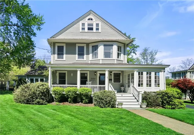 Popular Warwick Village Real Estate