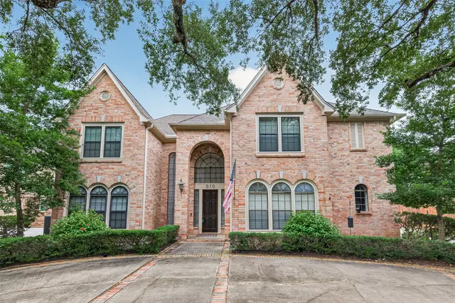 Popular Oaks Pkwy Sec 01 Real Estate