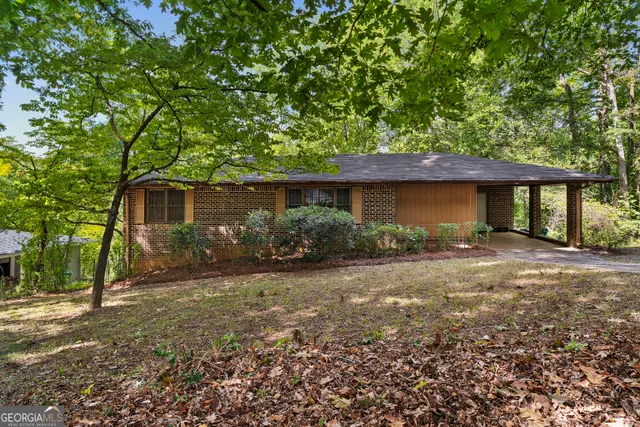 Expensive Lincoln Jones Real Estate