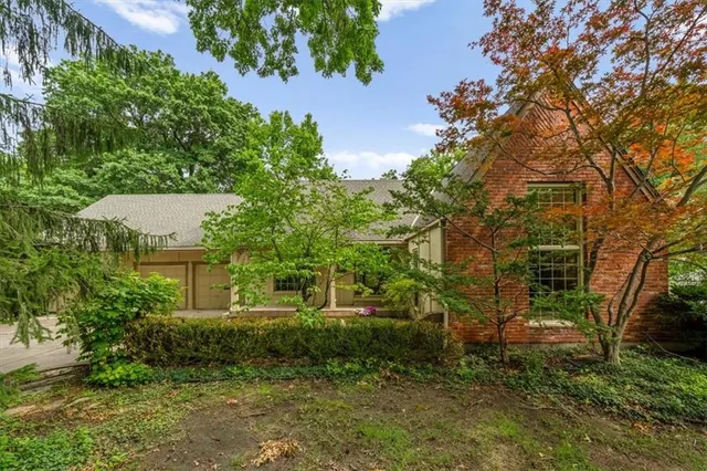 Cheap Leawood Estates Real Estate