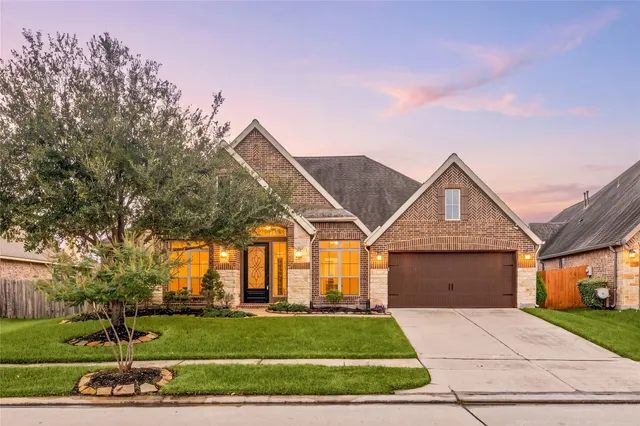 Popular Ventana Lakes Sec 2 Real Estate