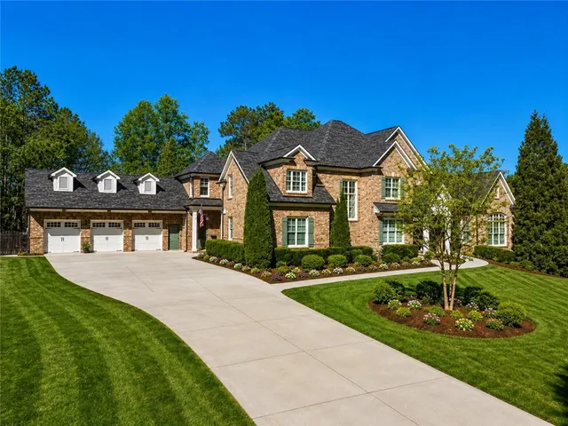 Popular Box Tree Manor Real Estate