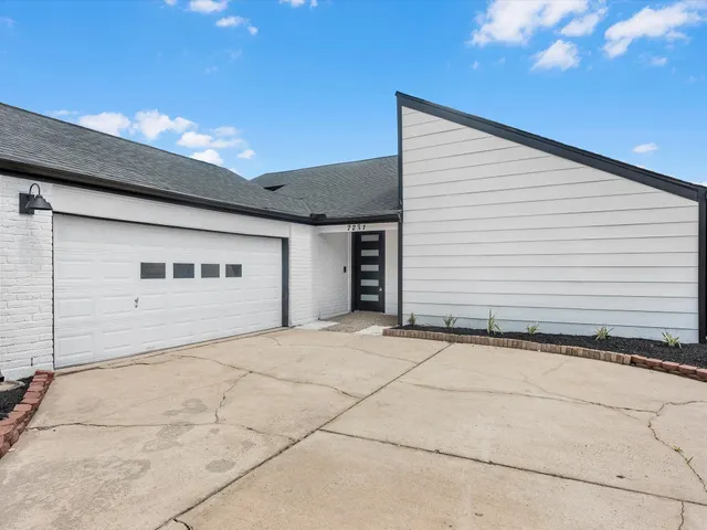 Popular Ashford Village Sec 03 Real Estate