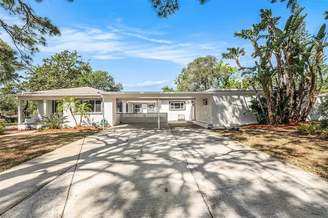 Popular Lakewood Estates Real Estate