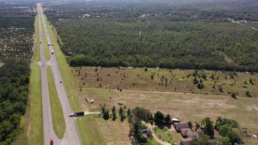 1055 Lake Josephine Dr, Sebring, FL 33875