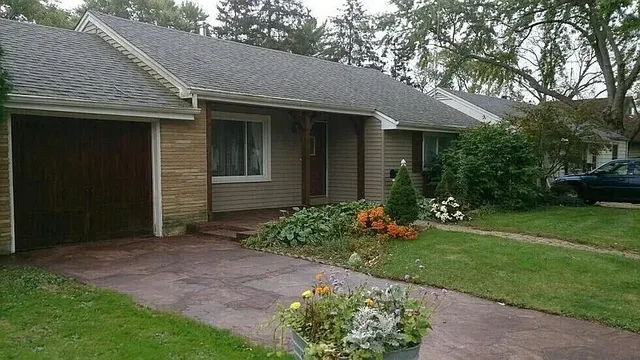 Cheap Dundee - East Dundee - Sleepy Hollow - West Dundee Real Estate