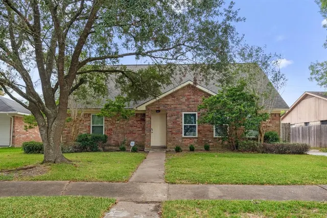 Popular Huntington Village Sec 4 Real Estate