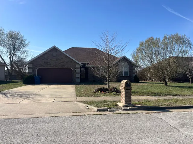Cheap Dogwood Place Real Estate