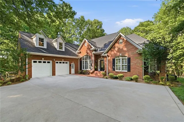 Popular Devonwood Eastside Real Estate
