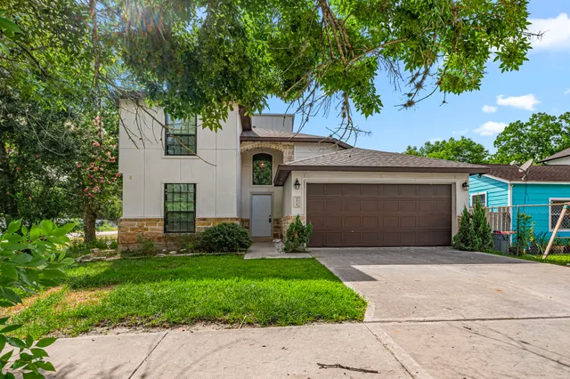 Popular Foster Place Real Estate