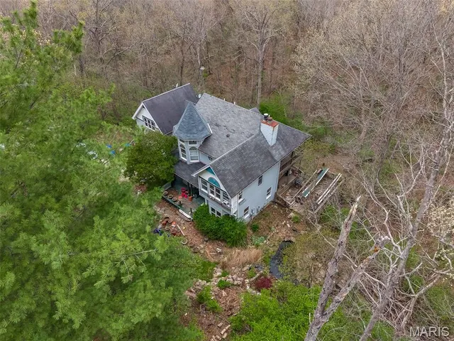 Popular Foxfire Forest Real Estate