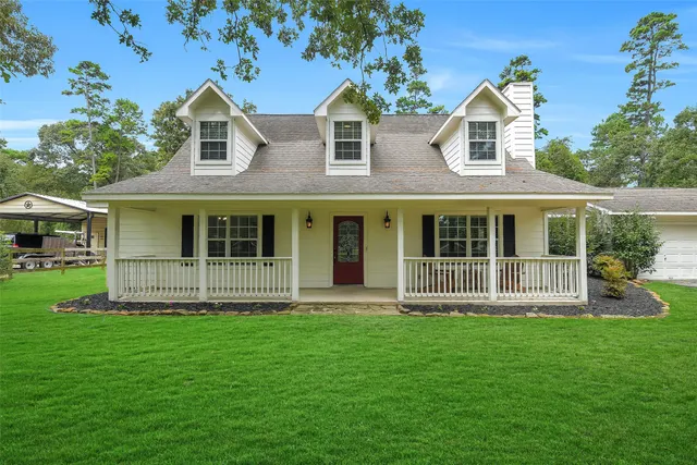 Popular Oak Hollow 4 Real Estate
