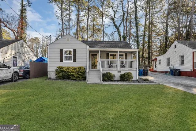 Cheap REAR Real Estate