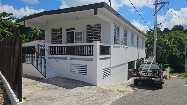 Expensive Sabana Grande Real Estate