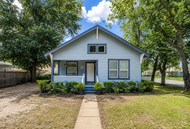 Popular S M Williams Real Estate