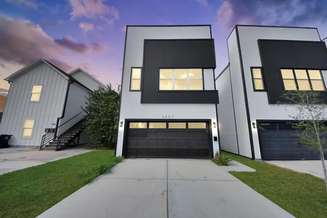 Expensive Priray Lndg Real Estate