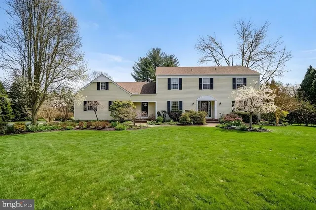 Popular Shadow Oaks Real Estate