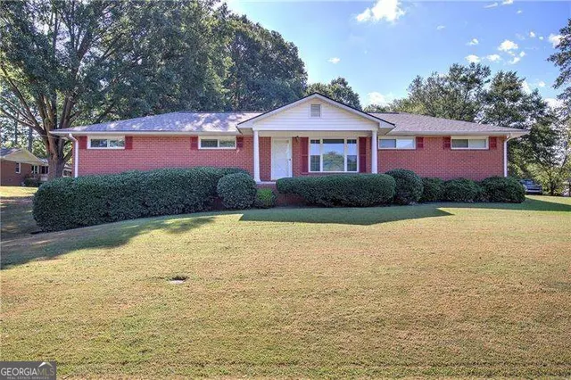 Expensive BENNETT COLLINS Real Estate