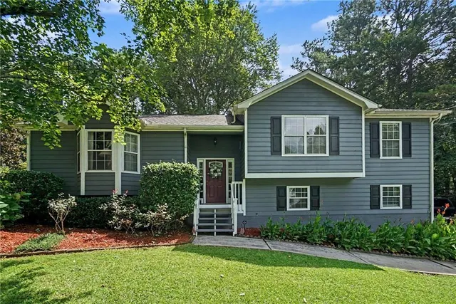 Popular Johnstons Landing Real Estate