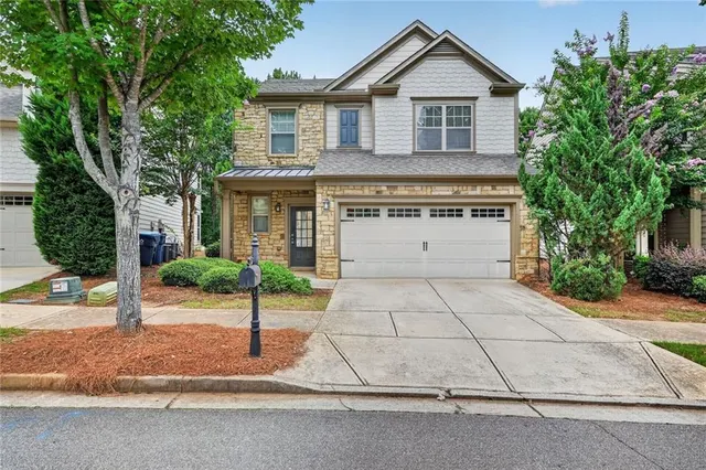 Popular Highland Station Real Estate