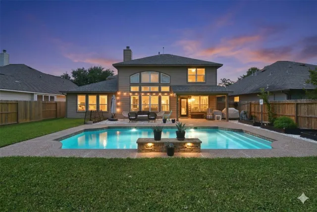 Popular Stone Forest Real Estate