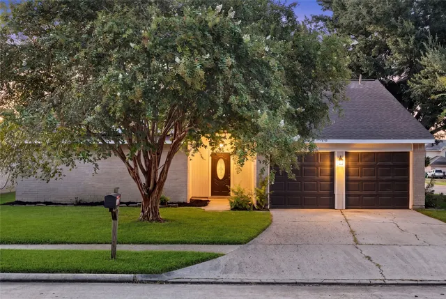 Popular North Spring Sec 07 Real Estate