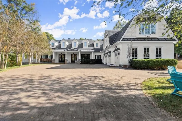 Popular Boxwood Manor Real Estate