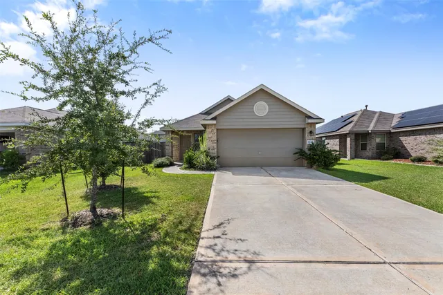 Popular Wooster Xing Sec 3 Real Estate