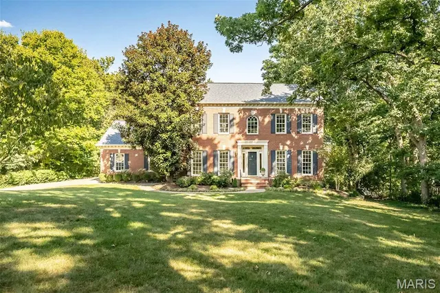 Popular Woodbine Heights Real Estate