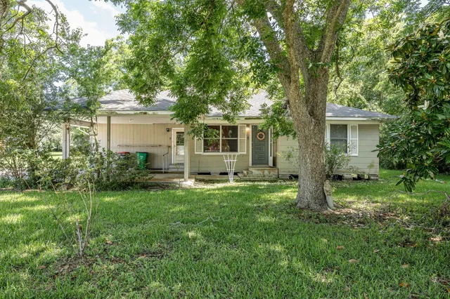 Cheap Cedar Bayou Estates Real Estate