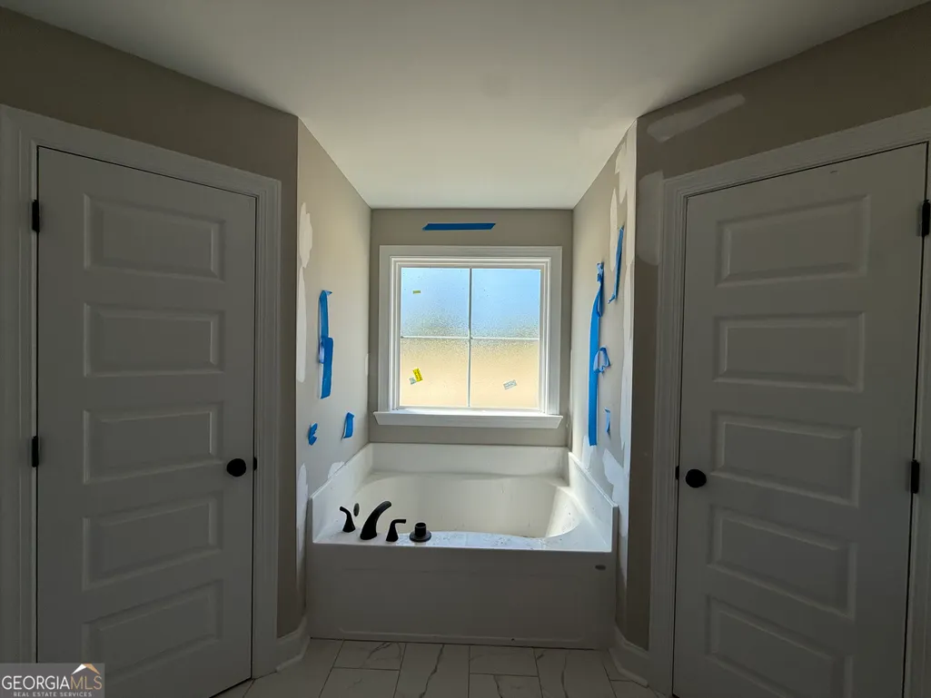 Listing Thumbnail Image 22