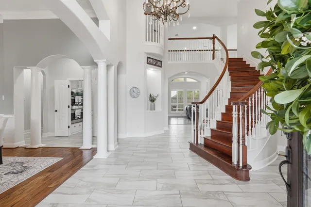 Popular Coles Crossing Sec 12 Real Estate
