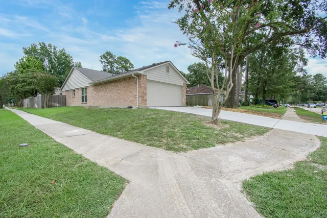 Popular MEMORIAL CHASE Sec 04 Real Estate