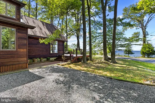 Expensive Kent Point Farm Real Estate