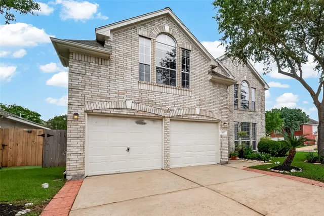 Expensive Brenwood Sec 07 Real Estate
