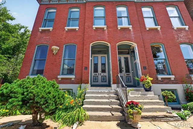 Popular Hydes Add Real Estate