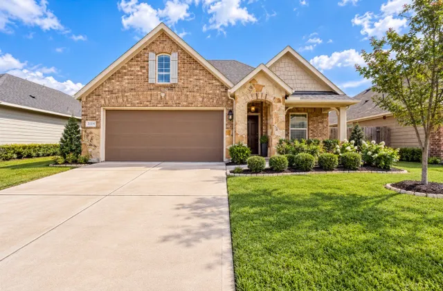 Popular Lantana Sec 1 Real Estate