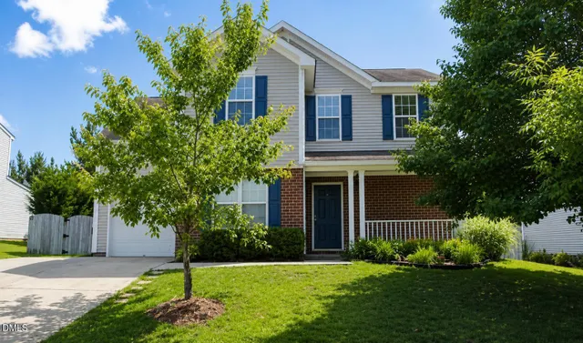 Popular Avington Place Real Estate
