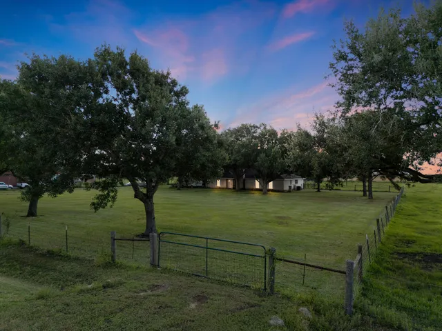 Popular B Wickson Real Estate