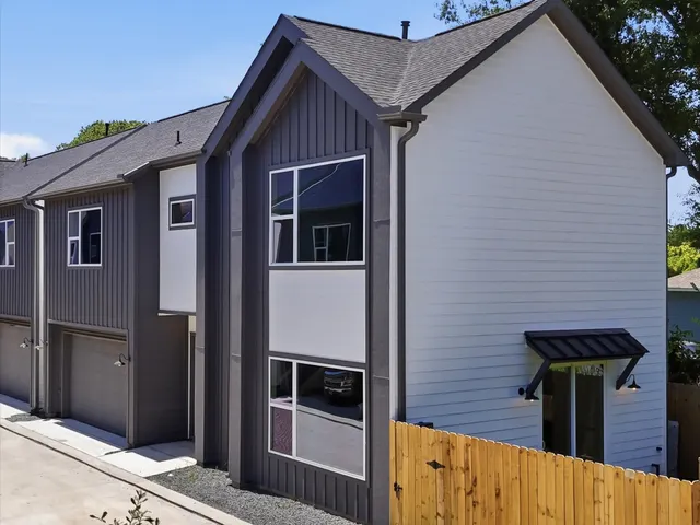 Cheap Dewalt Landing Real Estate
