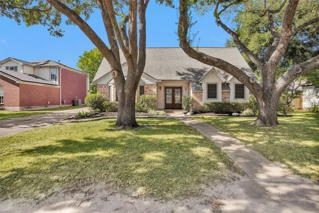 Popular Meisterwood Real Estate